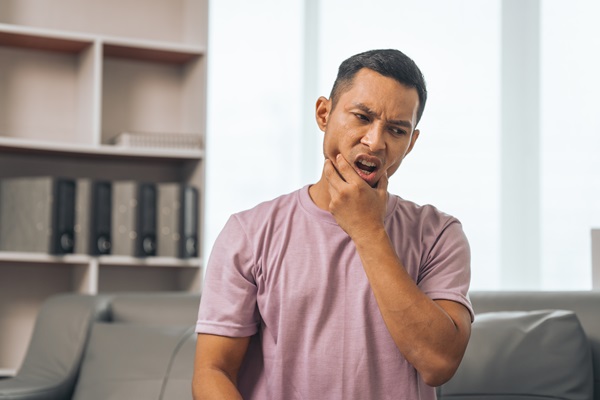 Does Wisdom Tooth Extraction Require Invasive Surgery?